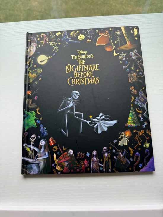 Disney Other - Disney Collectibles The Nightmare Before Christmas Illustrated Hardcover